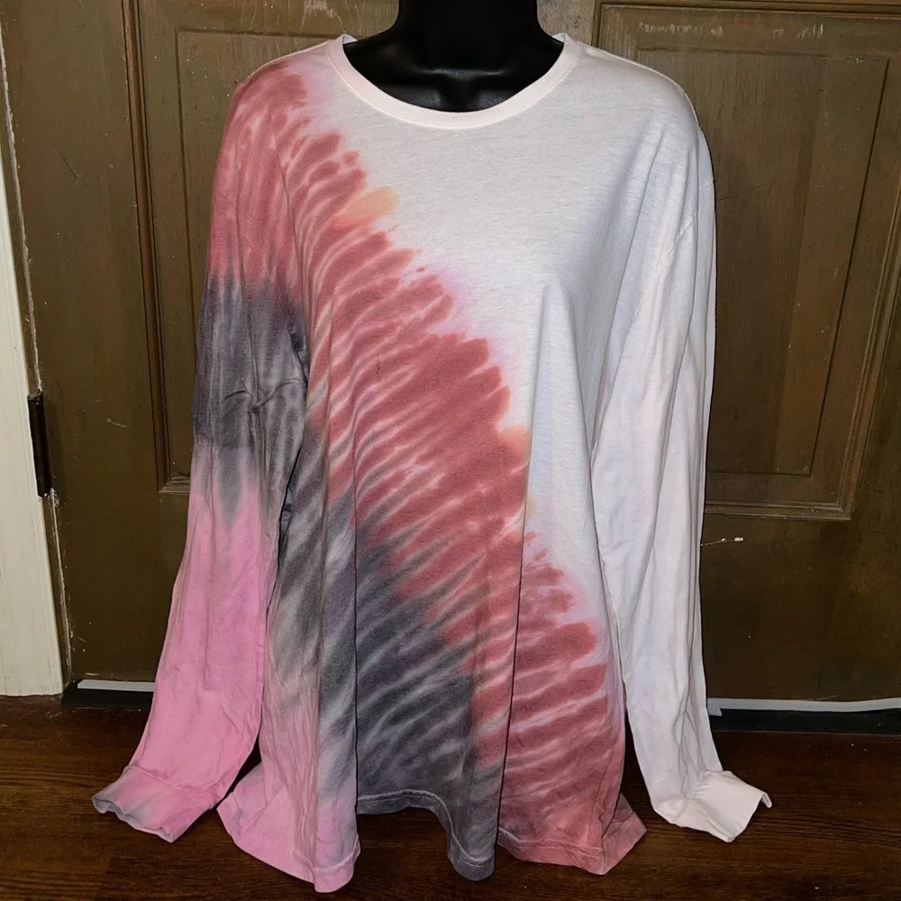 White, Pink & Black Split Tie-Dye Long Sleeve Upcycled Crewneck Shirt Size XL - Picture 2 of 10